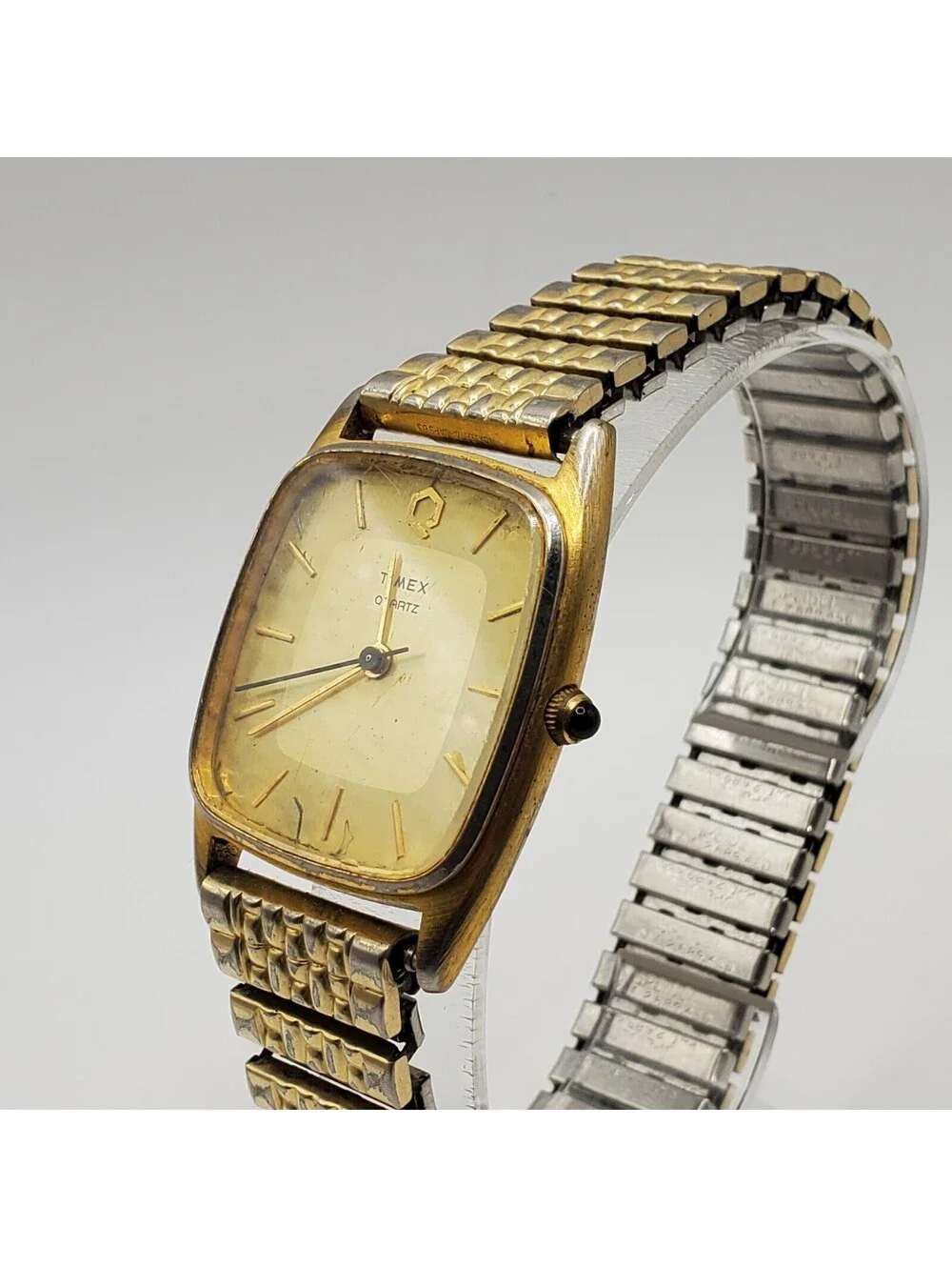 Vintage Timex Q Quartz Mens Watch 10k GF Band For Parts Or Repair